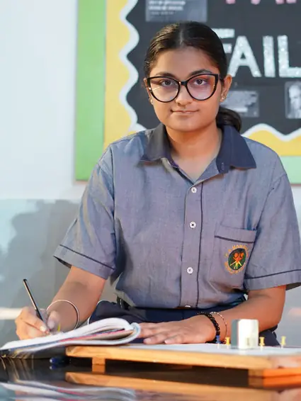 Globally-Aligned Curriculum